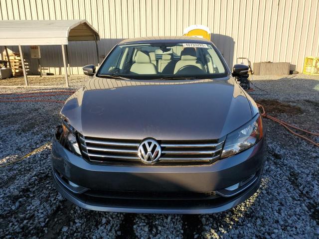 2015 VOLKSWAGEN PASSAT S - 1VWAS7A38FC121010