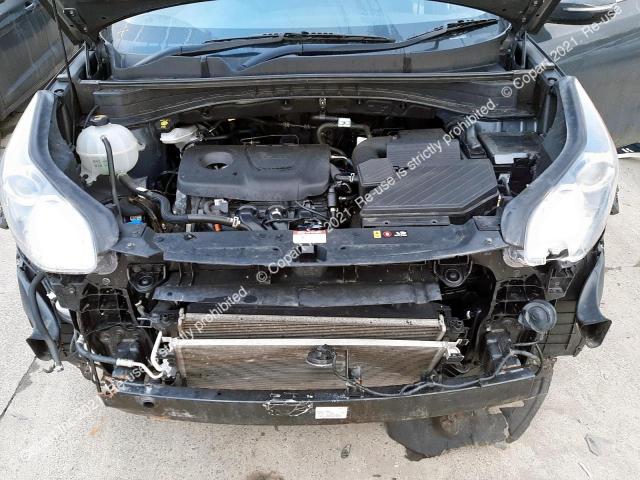 U5YPH814LLL832647 KIA Sportage 2