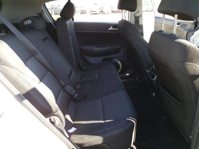 KNDPMCAC2H7259928 KIA Sportage Lx