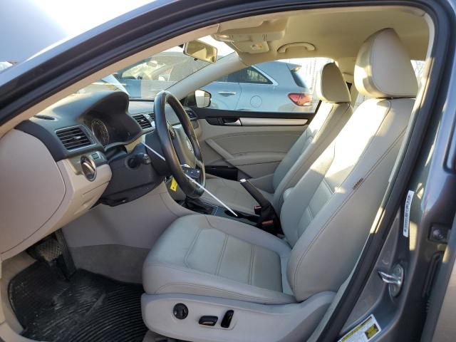 2015 VOLKSWAGEN PASSAT S - 1VWAS7A38FC121010