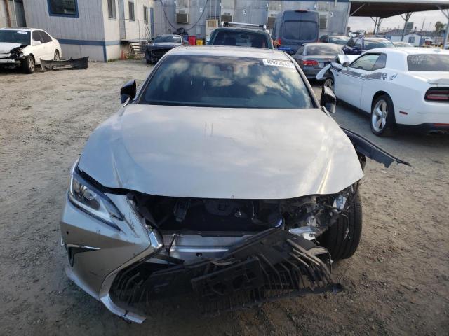 VIN 5NPEB4AC4DH747156 2021 LEXUS ES 300H no.5