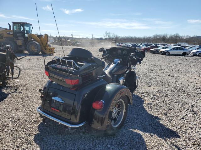 2011 HARLEY-DAVIDSON FLHTCUTG 1HD1MAM12BB855189