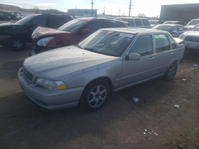 2000 Volvo S70 Base