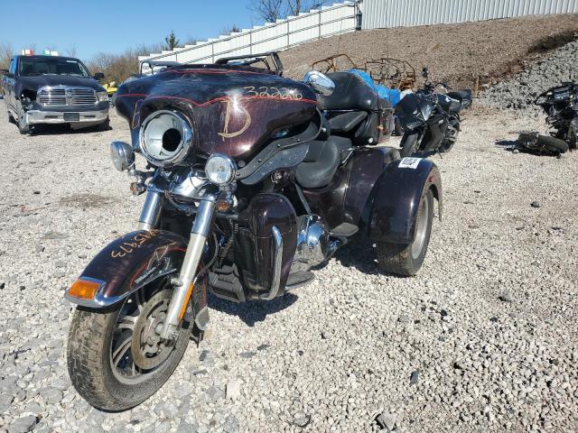 2011 HARLEY-DAVIDSON FLHTCUTG 1HD1MAM12BB855189
