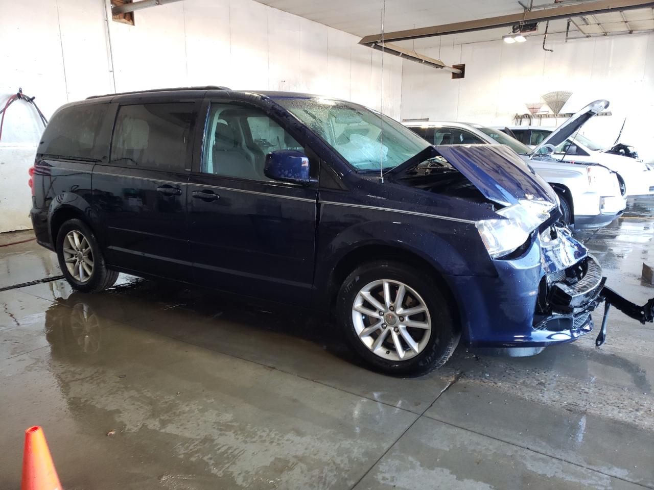 2C4RDGCG5ER168081 2014 Dodge Grand Caravan Sxt