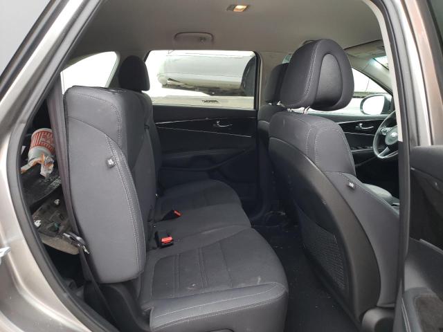 2017 KIA SORENTO LX - 5XYPG4A51HG219602