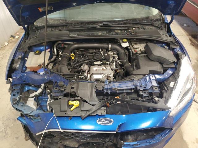 Lot #2443496019 2018 FORD FOCUS SE salvage car