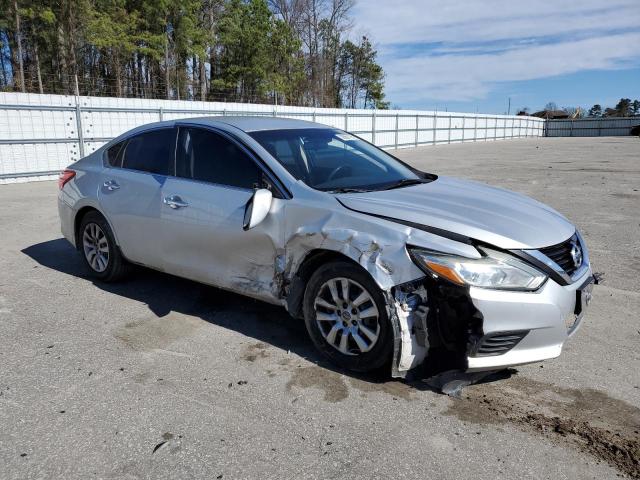 VIN 1G1PA5SH8D7309717 2013 Chevrolet Cruze, Ls Auto no.4