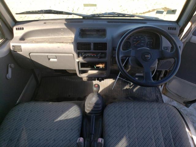 VIN: KV4071824 Auction: COPART Lot: 40968603 Location: FL - JACKSONVILLE NORTH KV4071824 SUBARU DIAS VAN 1992 BROWN Photo 8