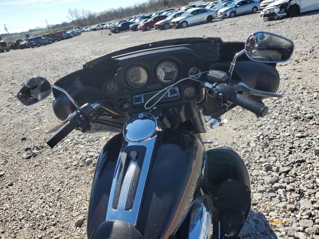 2011 HARLEY-DAVIDSON FLHTCUTG 1HD1MAM12BB855189