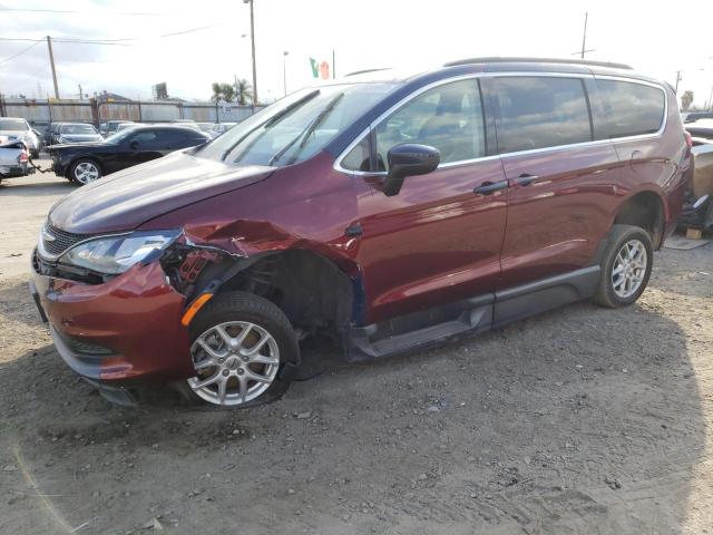 2021 Chrysler Voyager 