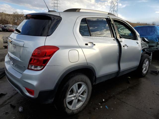 KL7CJPSB2KB868006 Chevrolet Trax 1LT 3