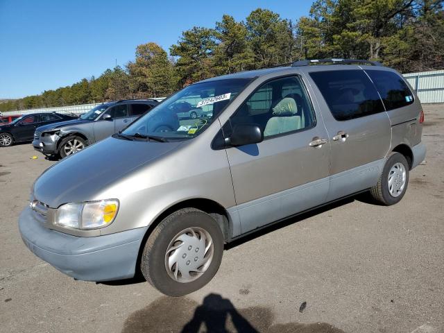 2000 Toyota Sienna LE