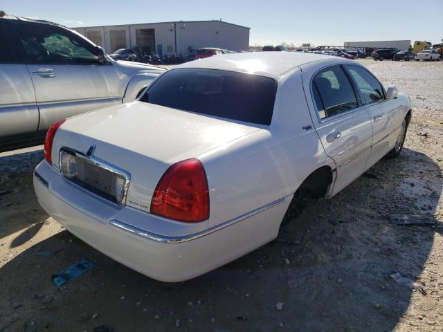 1LNHM82V47Y632148 Lincoln TOWNCAR