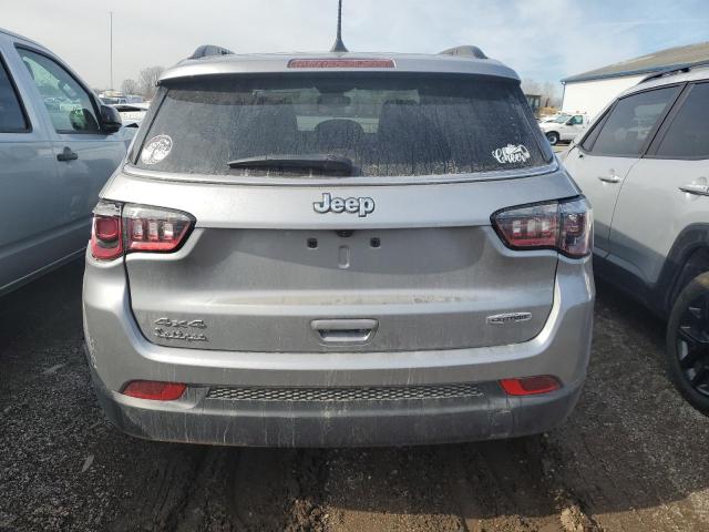 3C4NJDBB2NT136049 Jeep Compass Latitude