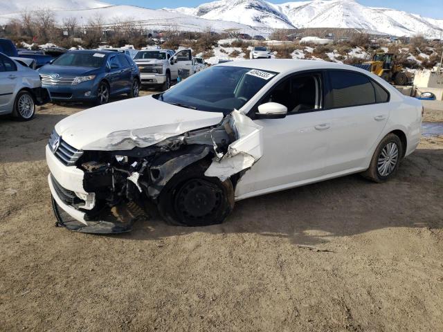 2015 VOLKSWAGEN PASSAT S - 1VWAT7A39FC086216