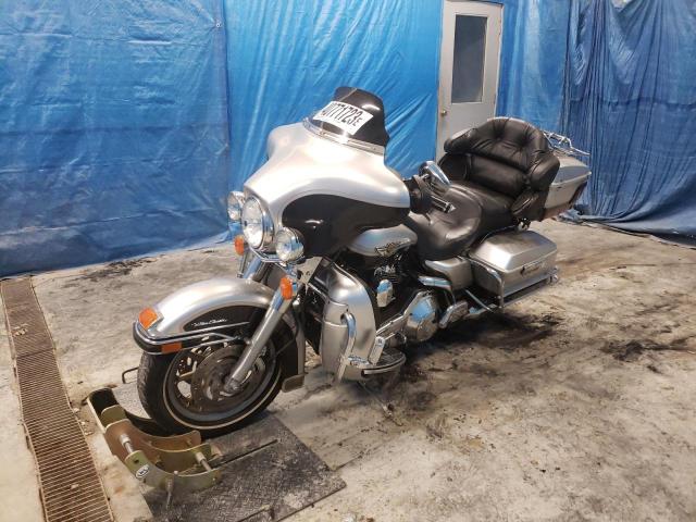 2003 HARLEY-DAVIDSON FLHTCUI AN 1HD1FCW443Y620966