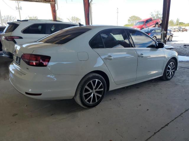 2018 VOLKSWAGEN JETTA SE - 3VWDB7AJ1JM228032