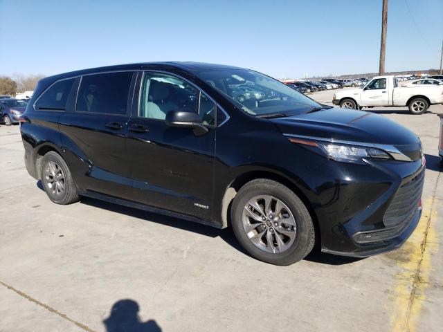 2021 TOYOTA SIENNA LE - 5TDKRKEC8MS047437