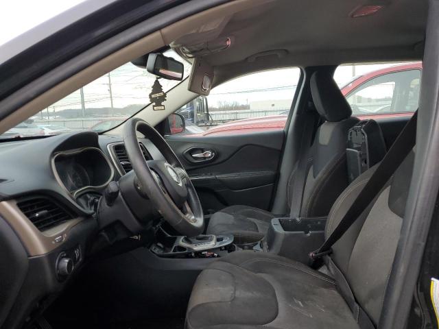 1C4PJLAB3FW738068 Jeep Cherokee Sport