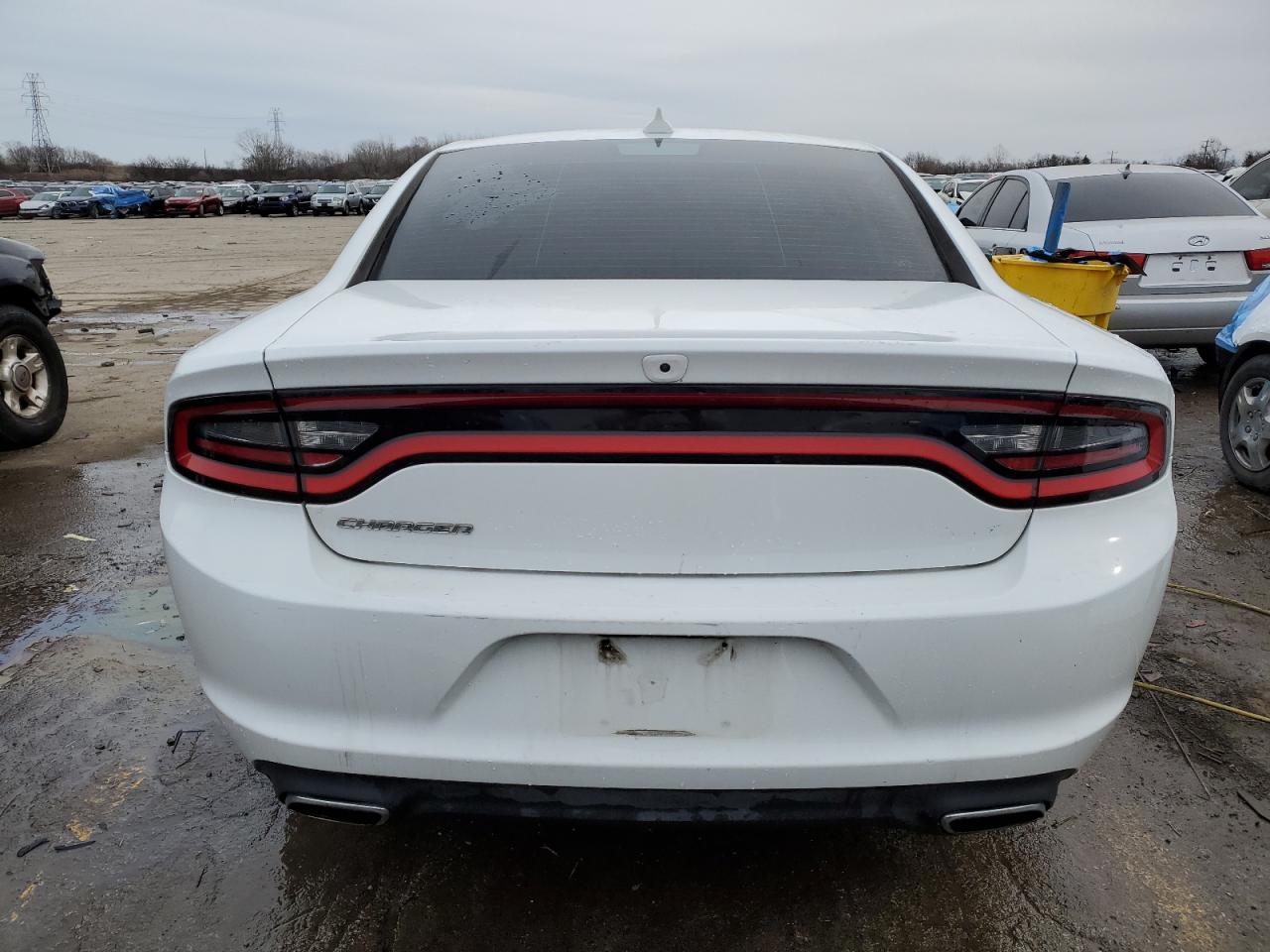 2C3CDXHG7HH504133 2017 Dodge Charger Sxt