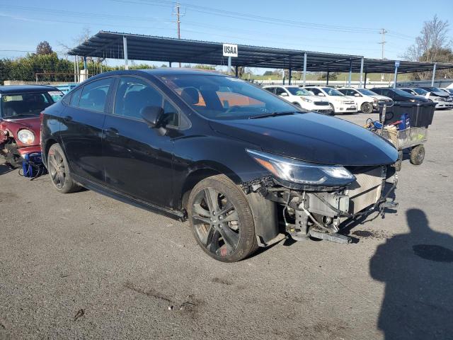 2018 CHEVROLET CRUZE LT - 1G1BE5SM0J7197695