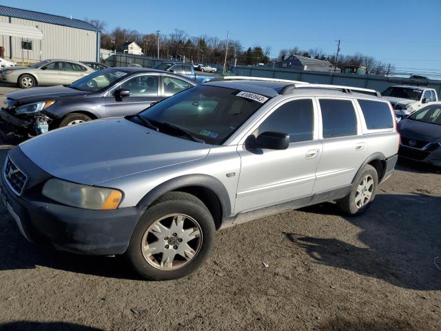 2005 Volvo XC70 