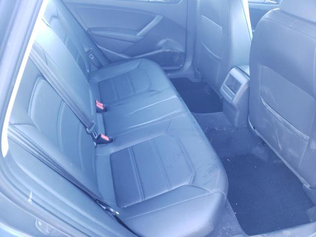 2015 VOLKSWAGEN PASSAT S - 1VWAT7A3XFC112242