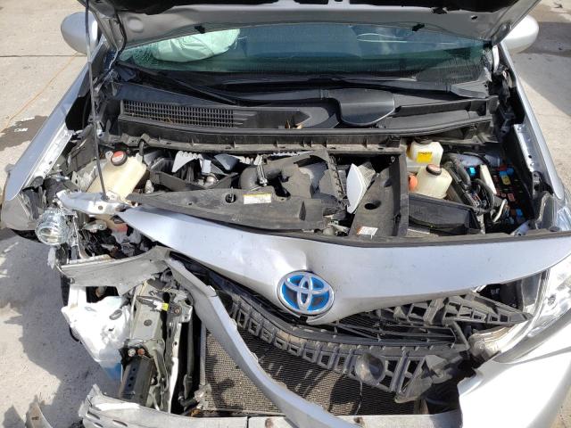 JTDZN3EU2HJ057067 Toyota PRIUS V