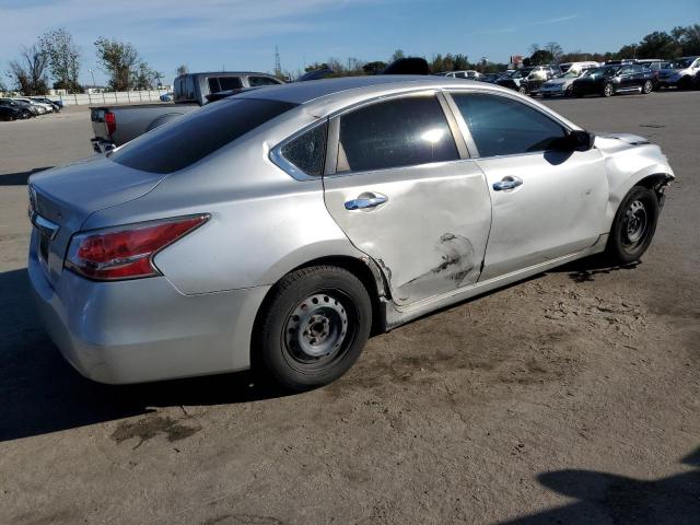 1N4AL3AP1FC138586 2015 Nissan Altima 2.5