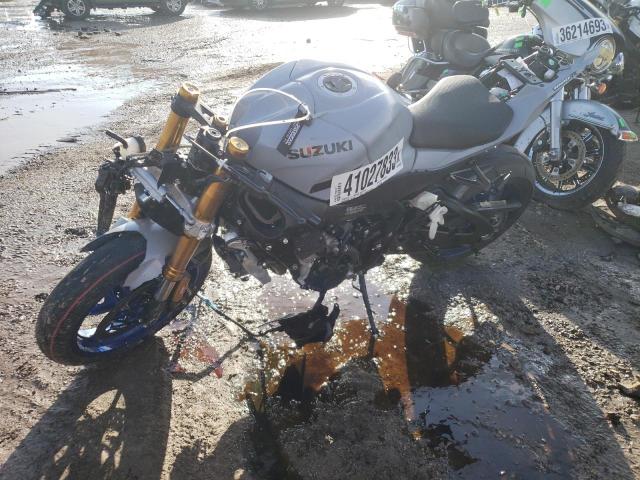 2022 SUZUKI GSX-R1000 - JS1DM11H7N7100489