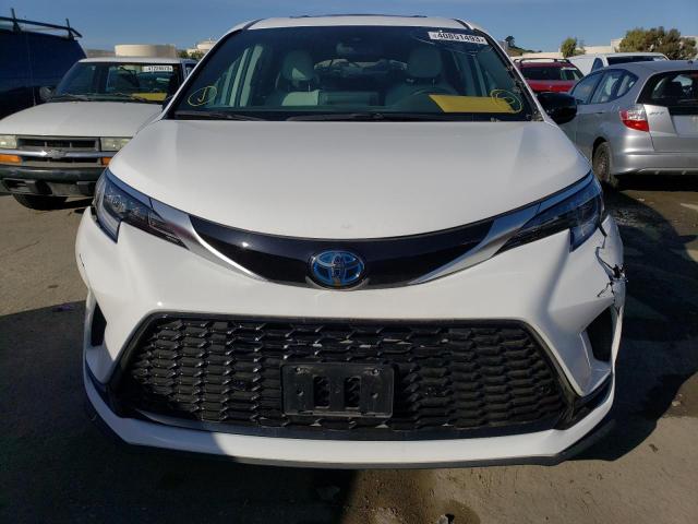2021 TOYOTA SIENNA XSE 5TDDSKFC8MS016720