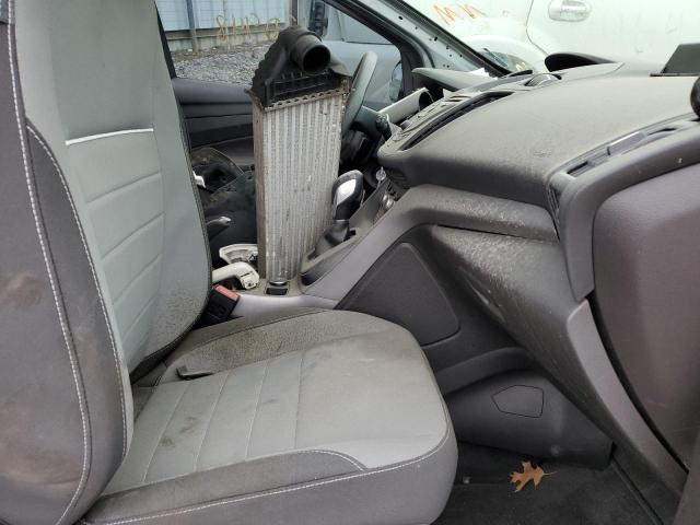 1FMCU0GX2EUC83095 Ford ESCAPE SE