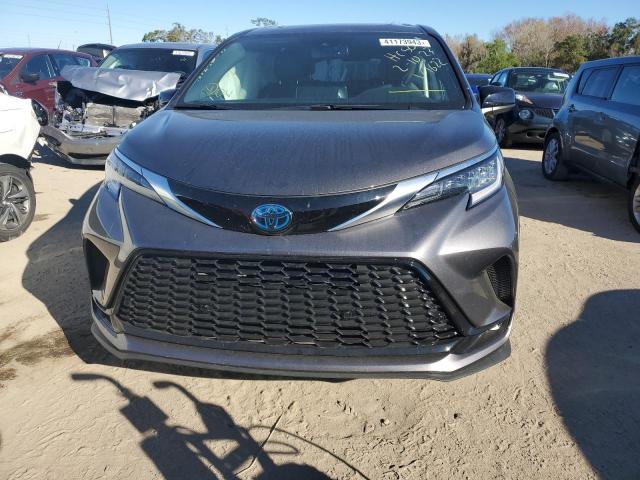 2022 TOYOTA SIENNA XSE - 5TDXRKEC2NS121622