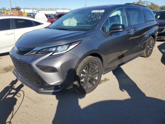 2022 TOYOTA SIENNA XSE - 5TDXRKEC2NS121622