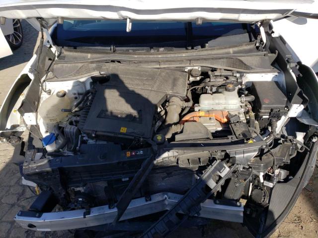 KNDCB3LC0L5369673 KIA NIRO LX