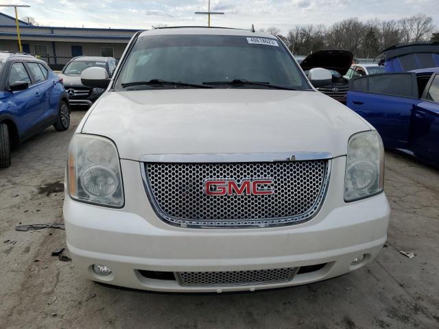 1GKS2EEF8BR189738 GMC YUKON DENALI