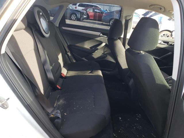 2015 VOLKSWAGEN PASSAT S - 1VWAT7A39FC086216