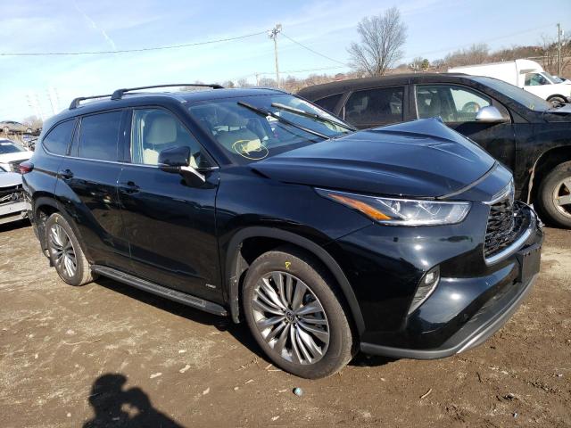 2022 TOYOTA HIGHLANDER 5TDEBRCH6NS105216