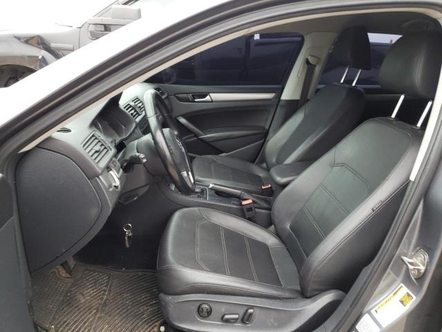 2015 VOLKSWAGEN PASSAT S - 1VWAT7A38FC082996