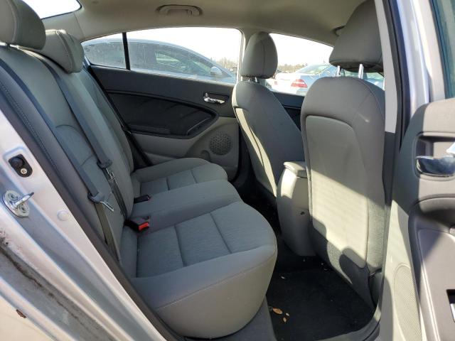 KNAFK4A63E5075653 KIA FORTE LX