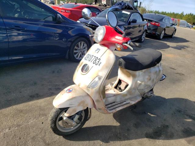 2010 VESPA MOPED - XZAPC386B1A530012