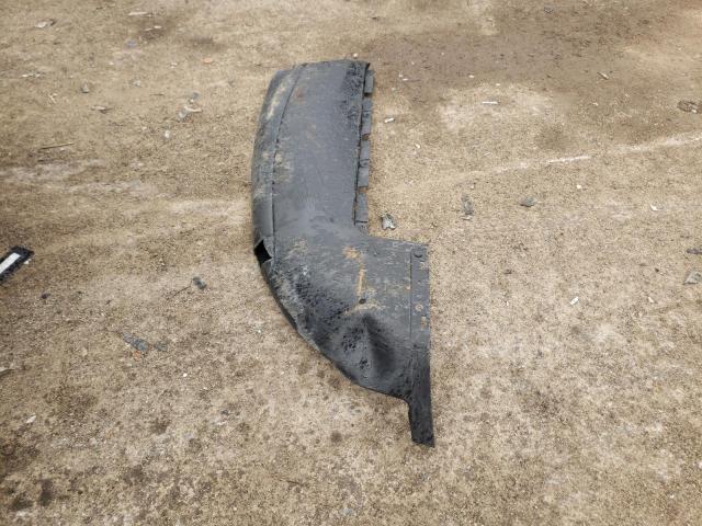 1C4PJLCB4KD307483 Jeep Cherokee Latitude