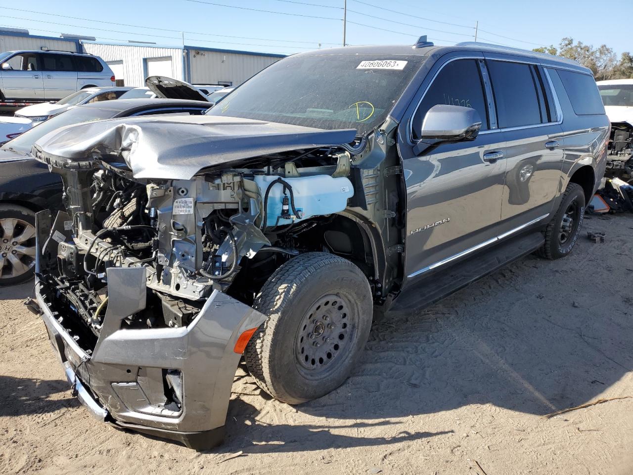 1GKS2GKT1NR329400 GMC YUKON XL K 2022