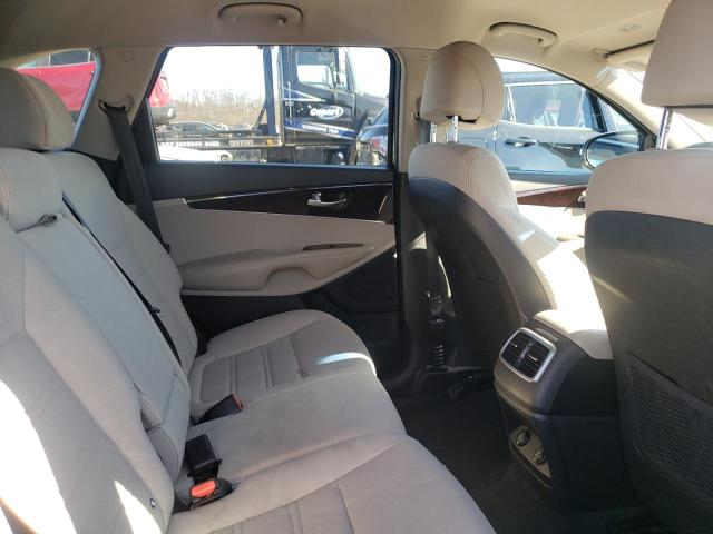5XYPGDA36HG199572 KIA Sorento