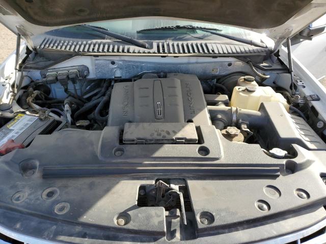 5LMJJ2H5XAEJ00388 Lincoln Navigator