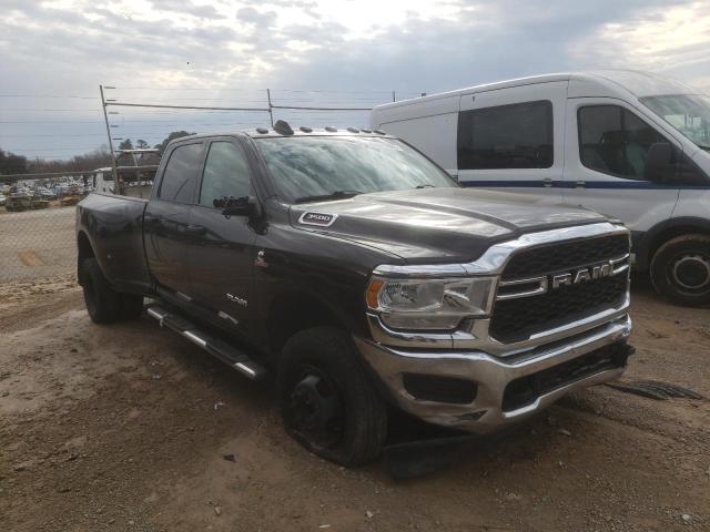 VIN 4S4BSABC1K3300272 2019 RAM 3500 no.4