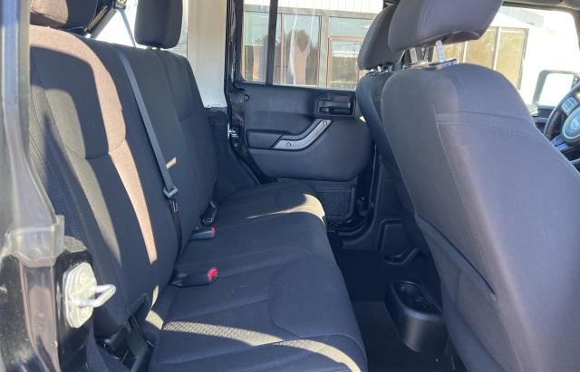 1C4BJWDG7GL309571 Jeep Wrangler Unlimited Sport