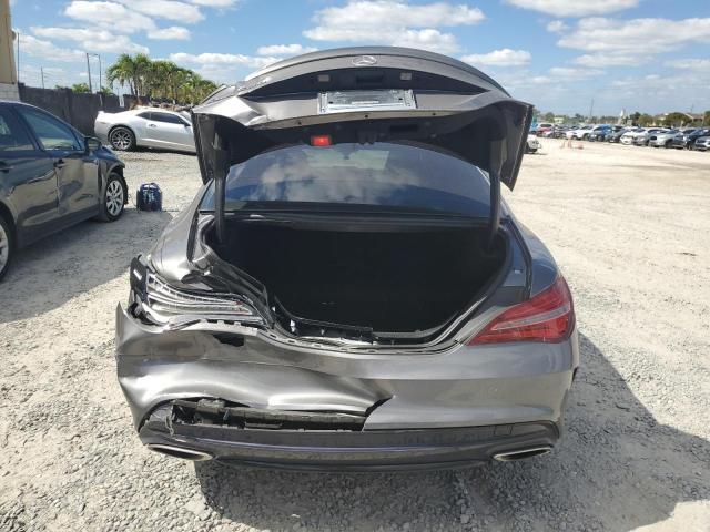 WDDSJ4EB8JN655752 Mercedes-Benz CLA 250