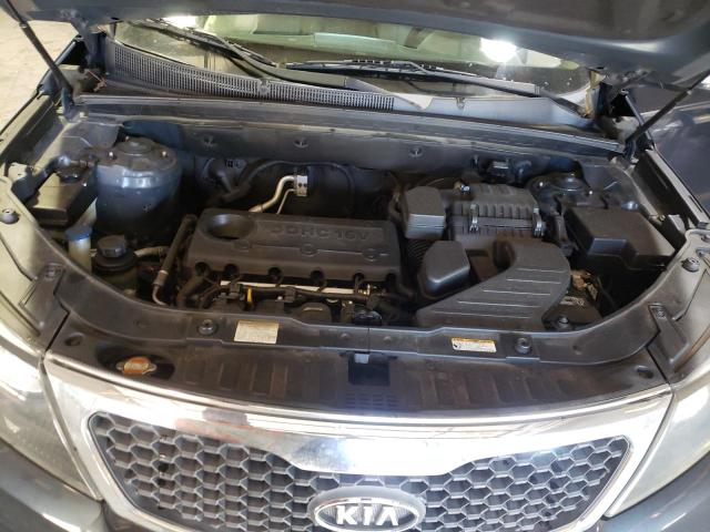 5XYKT3A17CG240332 KIA Sorento Base
